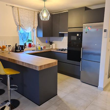 Studio Apartment Doris بوريتش المظهر الخارجي الصورة