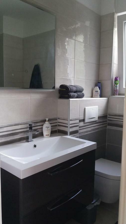 Studio Apartment Doris بوريتش المظهر الخارجي الصورة